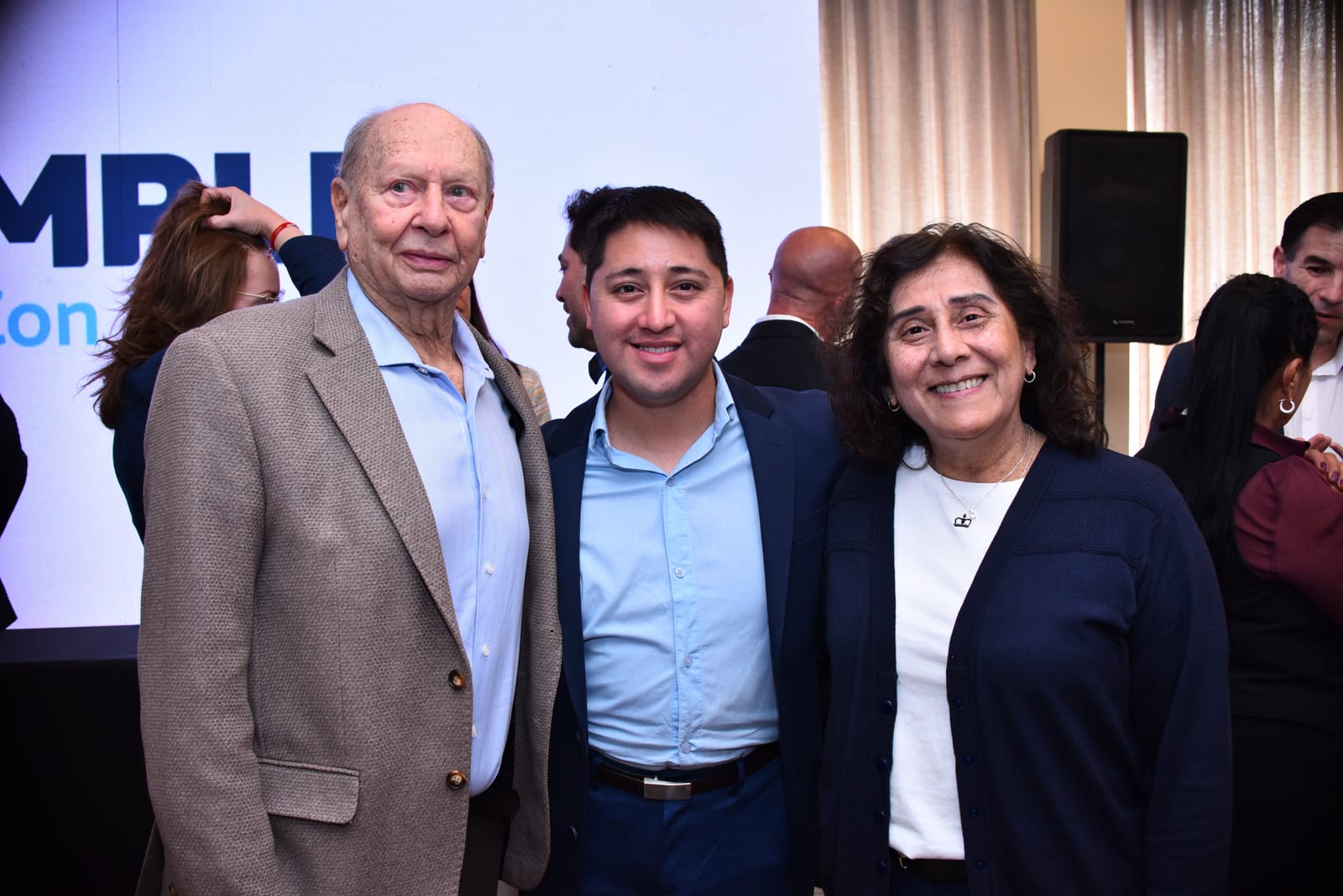 Jhonatan Lagos y Diputados Provinciales